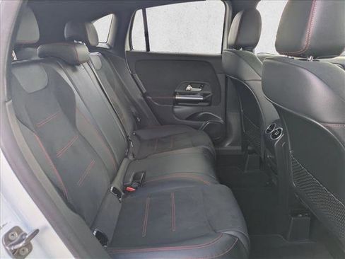 Used 2023 Mercedes-Benz GLA 250 image 18