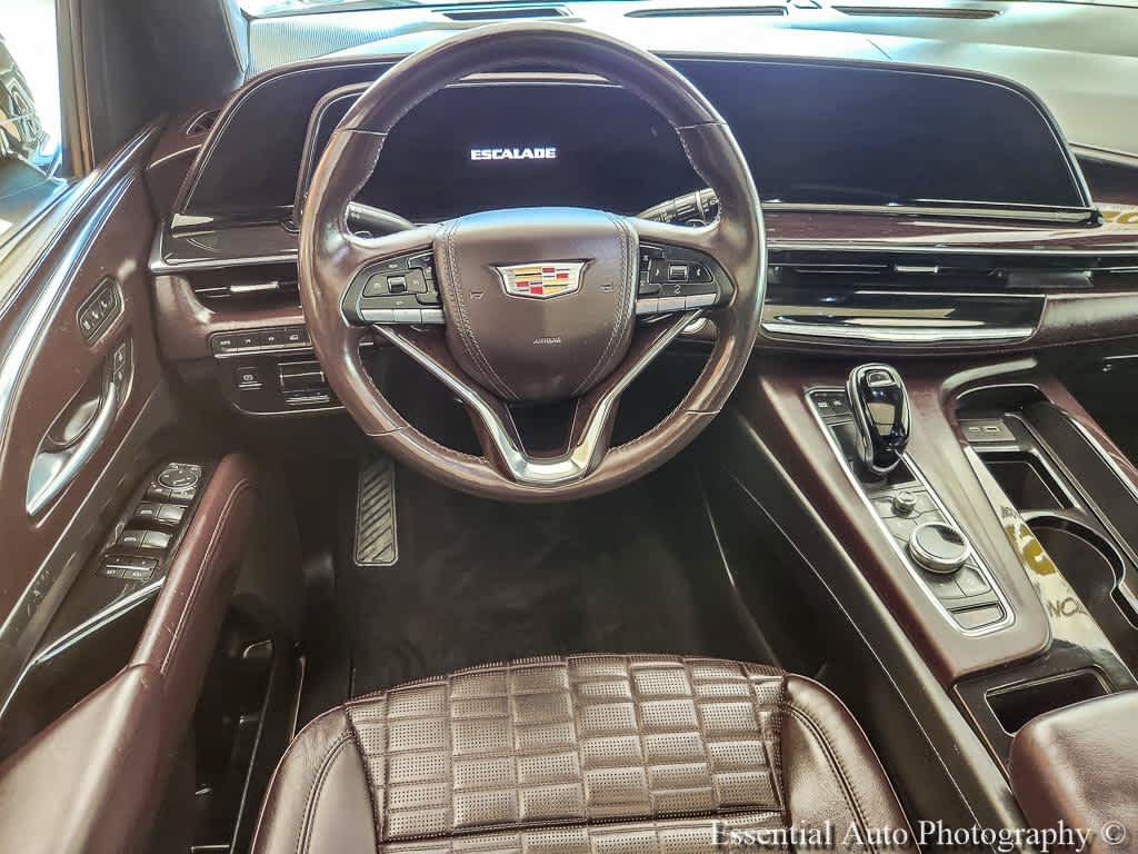 Used 2021 Cadillac Escalade Premium Luxury Platinum w/ LPO, Floor Liner Package AWD/4WD image 16