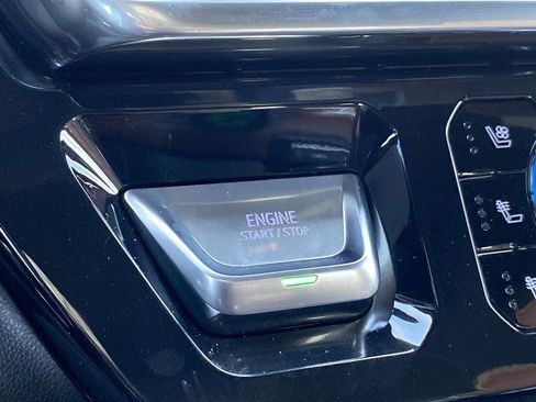 Used 2024 GMC Sierra 2500 Denali Ultimate image 12