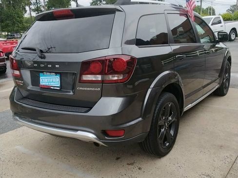Used 2020 Dodge Journey Crossroad FWD image 4
