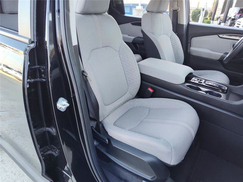 Used 2023 Honda Pilot LX image 20