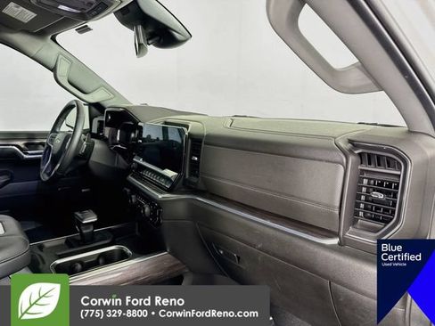 Used 2022 Chevrolet Silverado 1500 LTZ AWD/4WD image 32