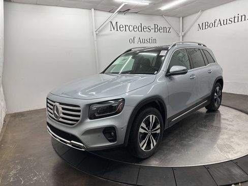 Used 2026 Mercedes-Benz GLB 250 image 3