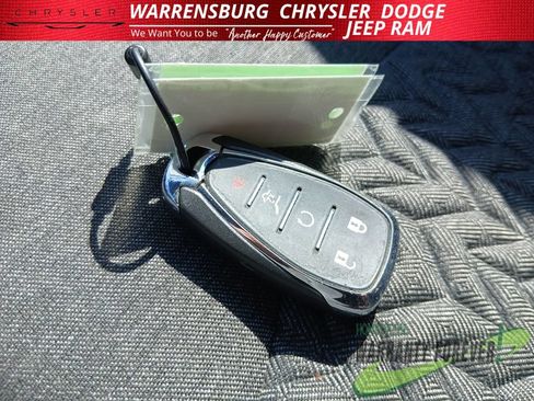 Used 2024 Chevrolet Equinox LT AWD/4WD image 29