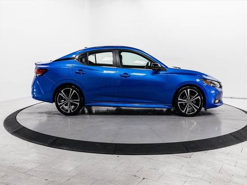 Used 2020 Nissan Sentra SR w/ Premium Package image 12