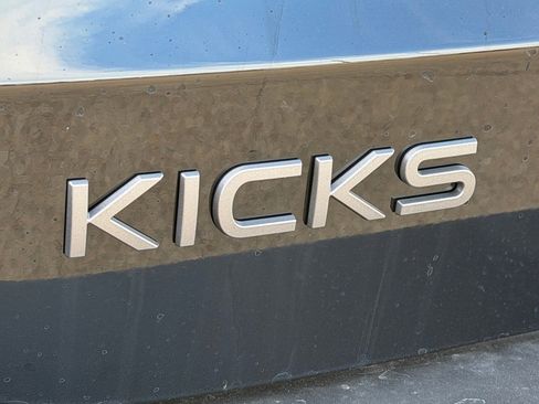 New 2026 Nissan Kicks SR w/ Cold Weather Package image 7