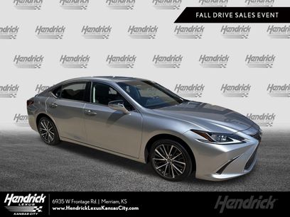 Certified 2025 Lexus ES 350 w/ Premium Package