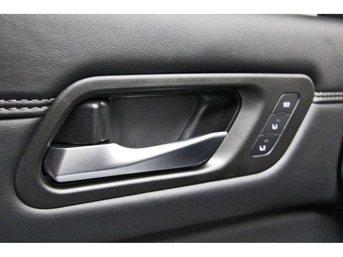 New 2025 Nissan Pathfinder Platinum w/ Cargo Package image 14