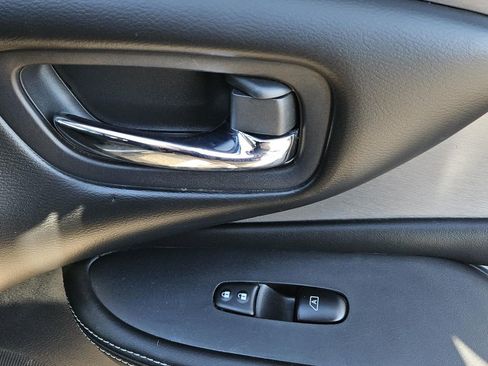 Used 2022 Nissan Murano S image 29