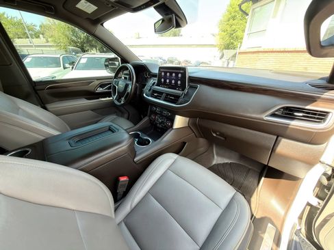 Used 2021 Chevrolet Tahoe LT AWD/4WD image 9