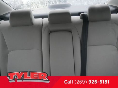 Used 2024 Honda Civic EX image 37