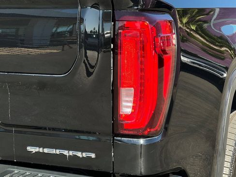 Used 2019 GMC Sierra 1500 Denali w/ Denali Ultimate Package AWD/4WD image 39