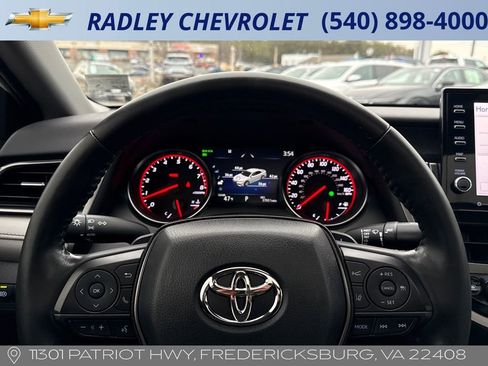 Used 2023 Toyota Camry XSE image 13