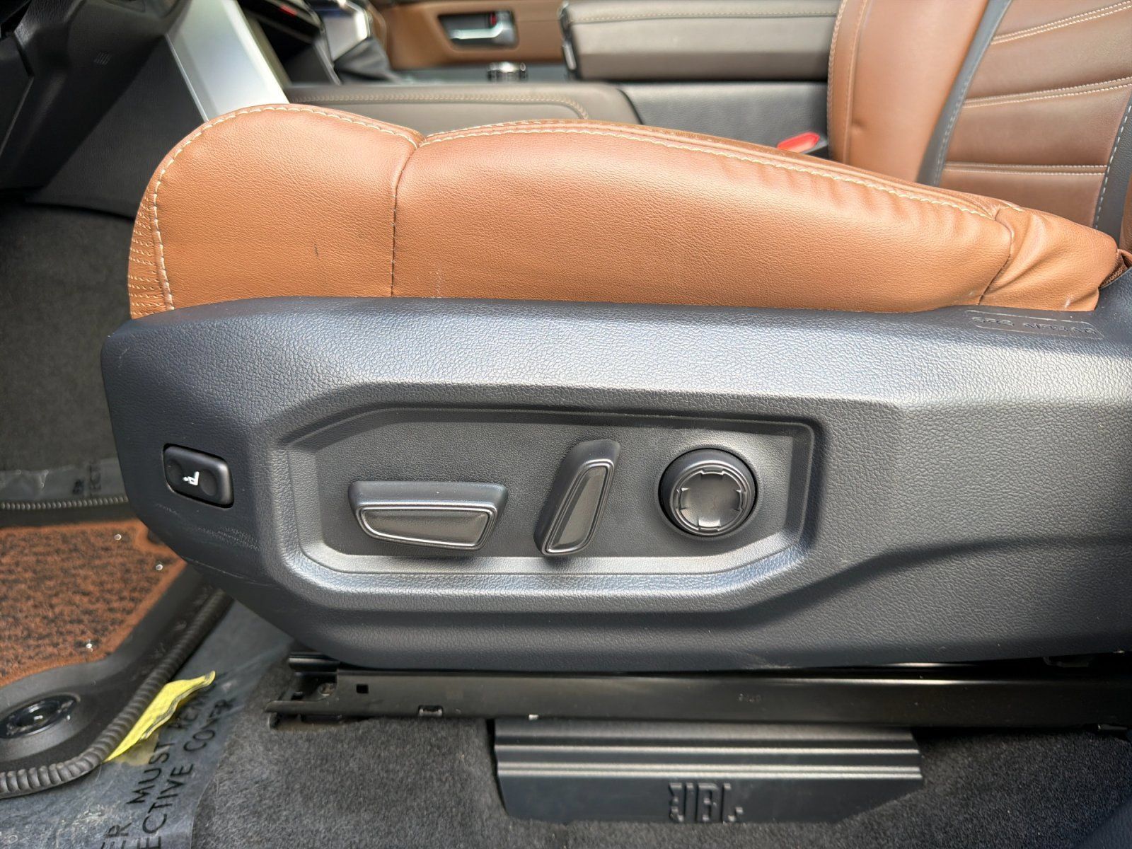 Used 2025 Toyota Tundra 1794 Edition AWD/4WD image 12