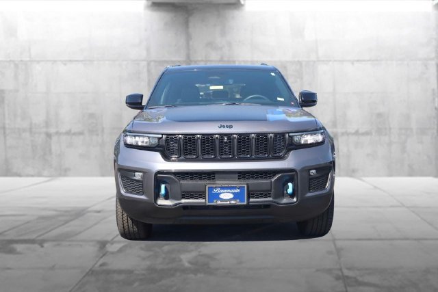 Used 2024 Jeep Grand Cherokee Trailhawk AWD/4WD image 4