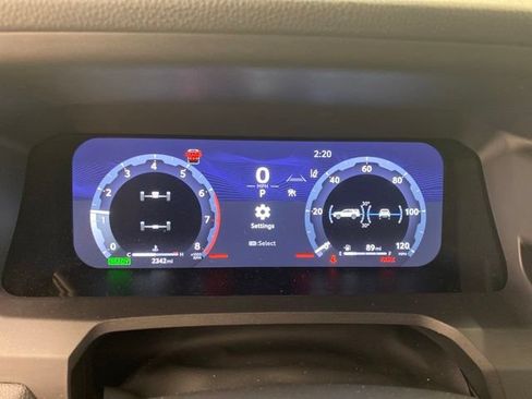 Used 2025 Toyota 4Runner TRD Off-Road Premium AWD/4WD image 16