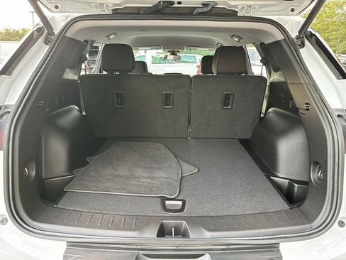 Used 2024 Chevrolet Blazer LT w/ Convenience Package image 8