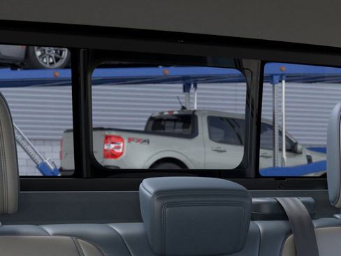 New 2025 Ford Maverick Lariat w/ 4K Tow Package image 24