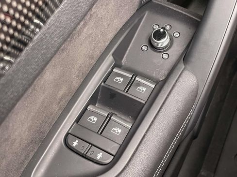 Used 2019 Audi SQ5 Prestige w/ Prestige Package AWD/4WD image 34