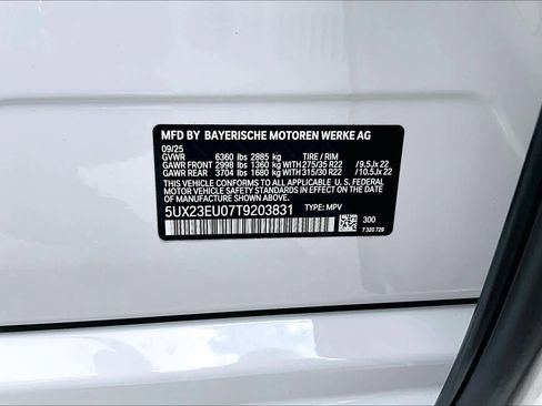 Used 2026 BMW X5 xDrive40i w/ M Sport Package AWD/4WD image 35