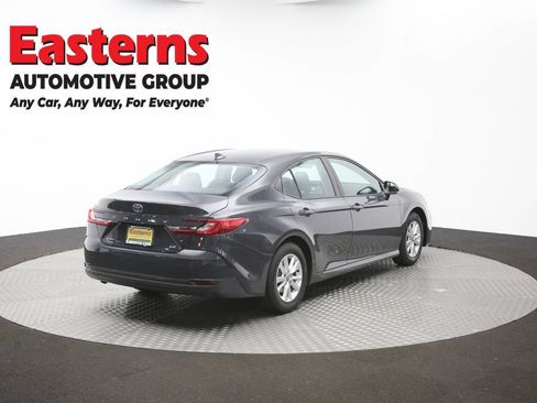 Used 2025 Toyota Camry LE FWD image 38