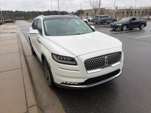 Used 2022 Lincoln Nautilus Reserve w/ Equipment Group 202A image 23