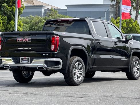 New 2026 GMC Sierra 1500 SLE w/ X31 Off-Road Package AWD/4WD image 5