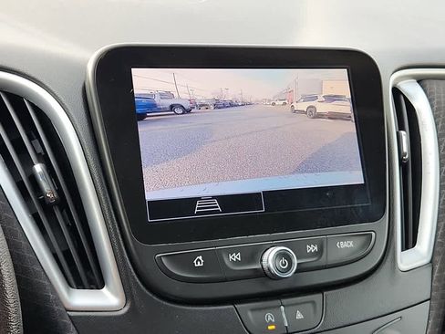 Used 2023 Chevrolet Malibu LT image 15