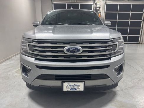 Used 2021 Ford Expedition Max Limited RWD image 3