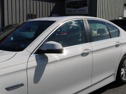 Used 2014 BMW 528i Sedan RWD image 4