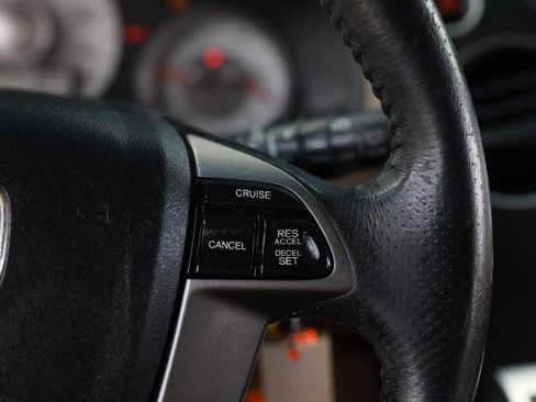 Used 2011 Honda Pilot EX-L image 29