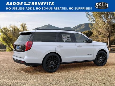New 2027 Ford Expedition Platinum w/ Stealth Performance Package AWD/4WD image 7