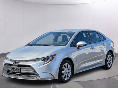 Used 2025 Toyota Corolla LE