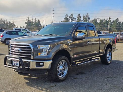 Used 2015 Ford F150 XLT w/ Equipment Group 302A Luxury image 3