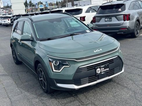 Certified 2023 Kia Niro EX FWD image 5