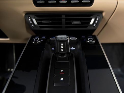 Used 2022 Porsche 911 Turbo S image 21