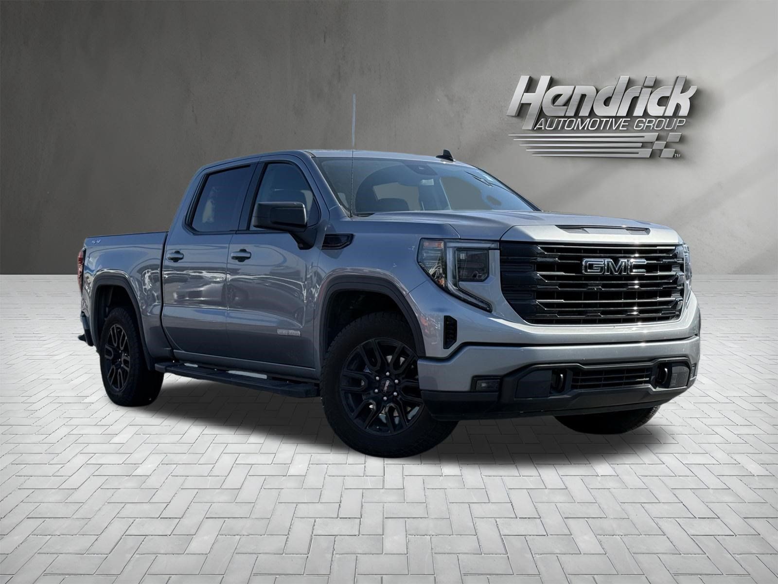 Used 2024 GMC Sierra 1500 Elevation w/ LPO, Elevation Black Package AWD/4WD image 2