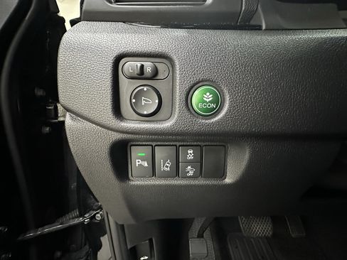 Used 2017 Honda Pilot Elite image 27