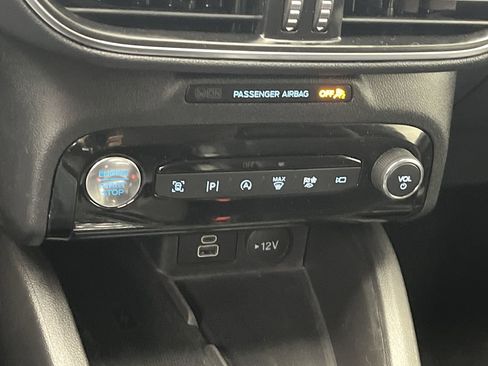 Certified 2024 Ford Escape Platinum image 22