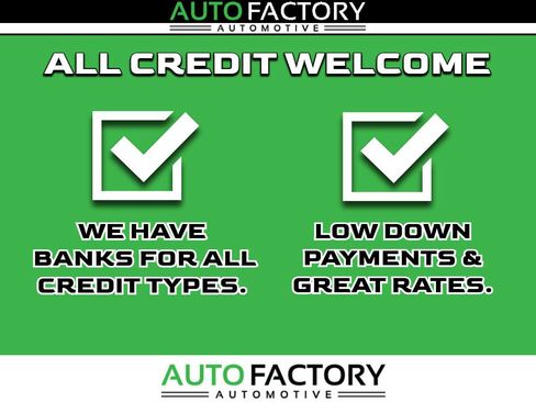 Used 2022 Ford F350 Lariat image 2