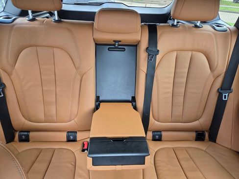 Used 2022 BMW X5 sDrive40i w/ M Sport Package RWD image 32