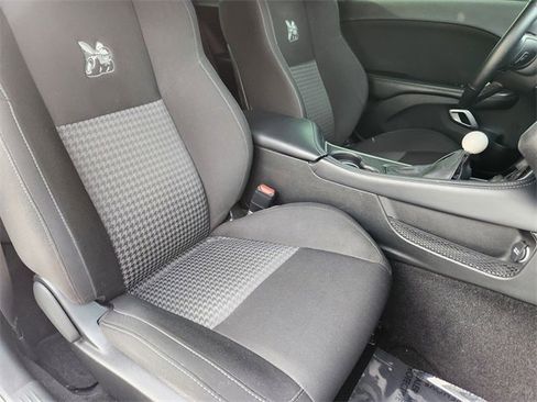 Used 2021 Dodge Challenger R/T Scat Pack w/ Driver Convenience Group image 18