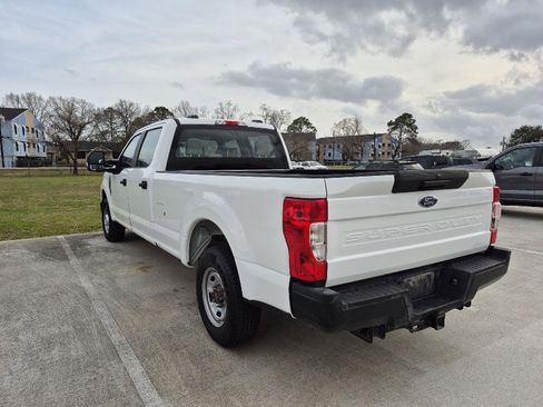 Used 2020 Ford F250 XL w/ Power Equipment Group image 4