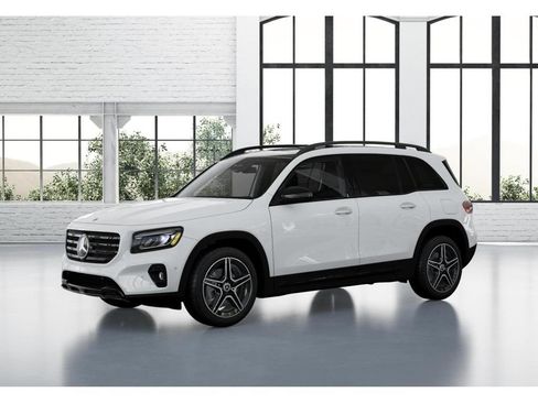 Used 2026 Mercedes-Benz GLB 250 4MATIC image 38