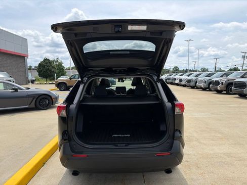 Used 2023 Toyota RAV4 XLE w/ Convenience Package AWD/4WD image 8