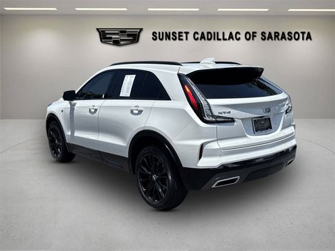 Certified 2025 Cadillac XT4 Sport w/ LPO, Onyx Lite Package FWD image 6