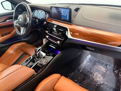 Used 2019 BMW M5 w/ Executive Package image 21