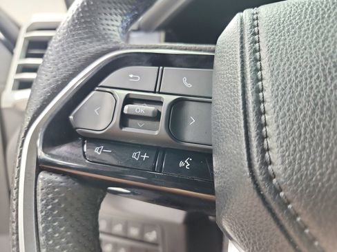 Used 2024 Toyota Tundra Platinum AWD/4WD image 26