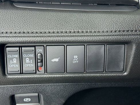 New 2026 Honda Odyssey EX-L image 16