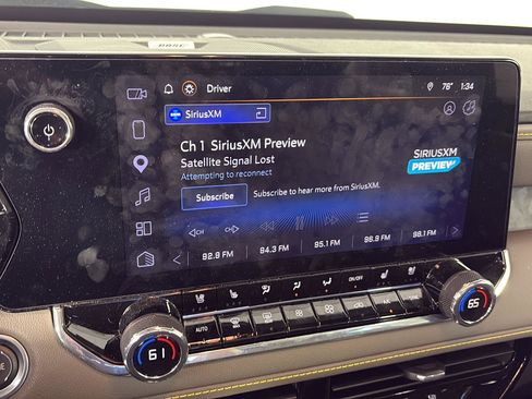 Used 2026 Chevrolet Colorado ZR2 w/ Technology Package AWD/4WD image 33